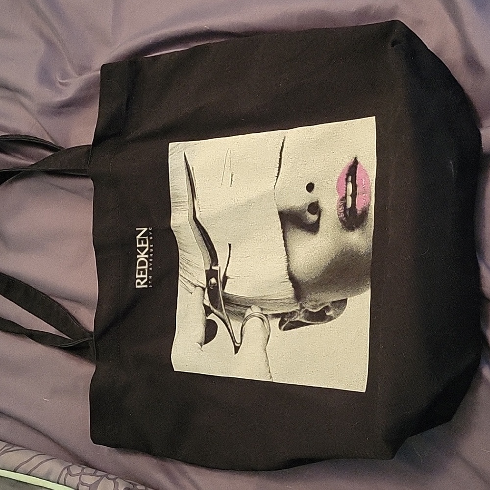 Black canvas redken bag
